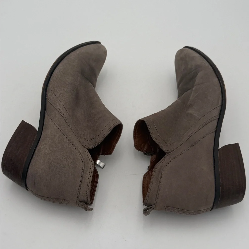 Franco Sarto Taupe Ankle Booties suede women 8.5M casual office